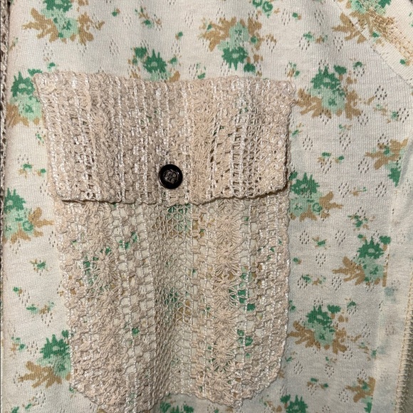 POL Women's Patchwork Blouse - Sage and Cream - Picture 9 of 14